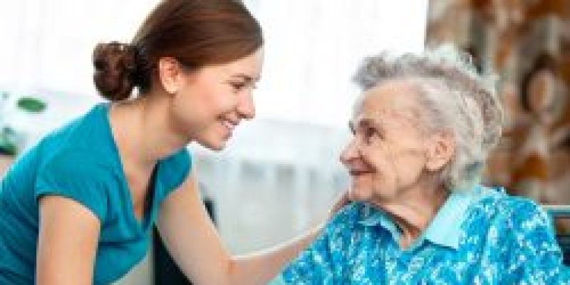 Приемная семья для пожилых людей и инвалидов